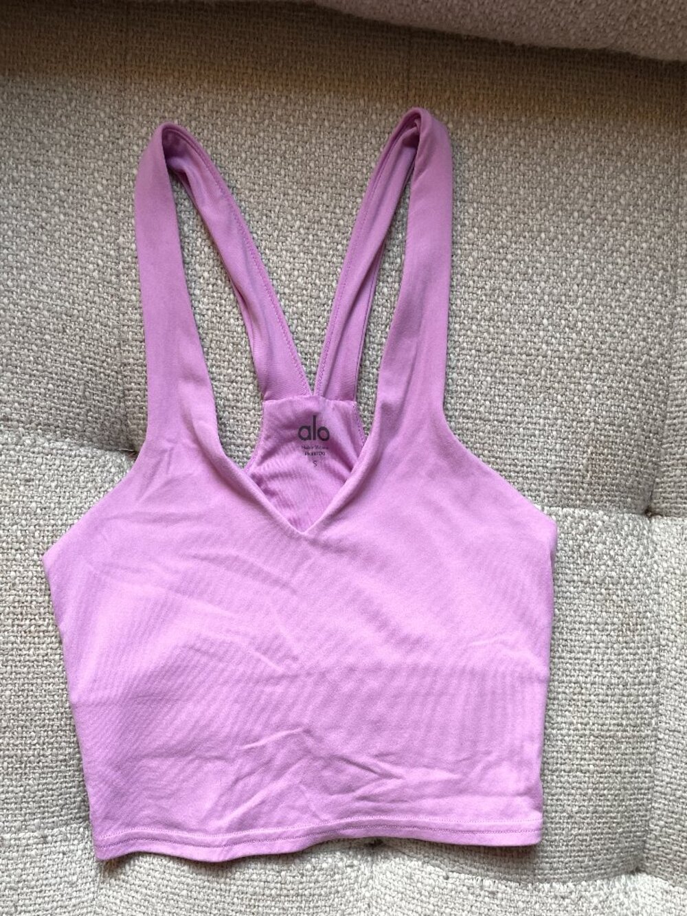 Alo Yoga Airbrush Bra Tank - Parisian Pink - Size Small